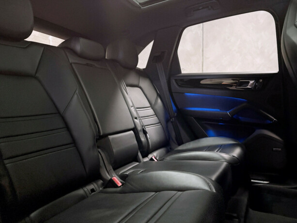 porsche-cayenne-elektrisitetbensin-2019-big-2