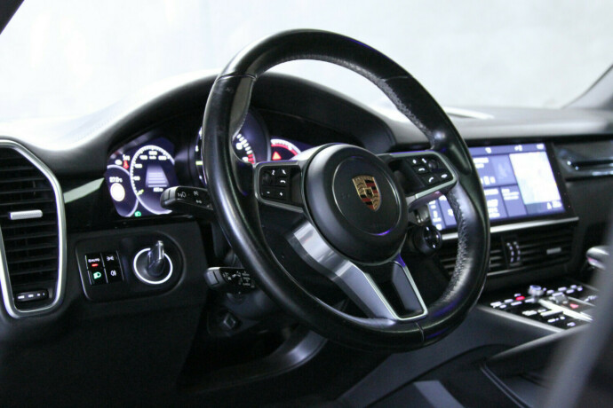 porsche-cayenne-elektrisitetbensin-2019-big-30