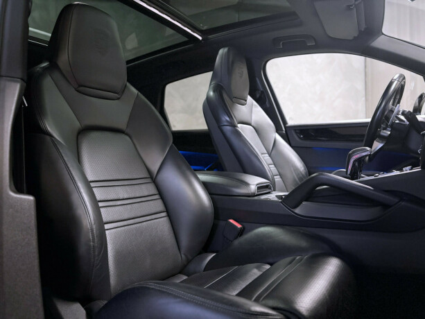 porsche-cayenne-elektrisitetbensin-2019-big-5