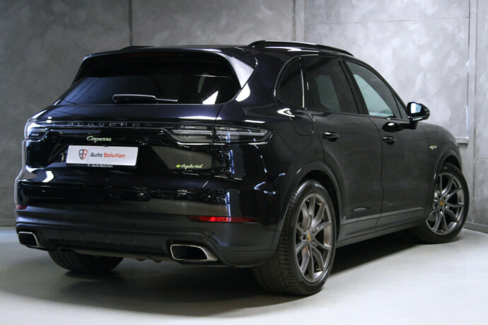 porsche-cayenne-elektrisitetbensin-2019-big-1