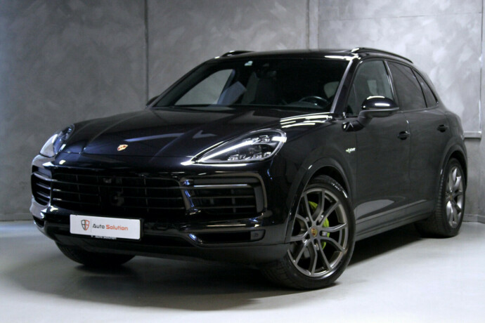 porsche-cayenne-elektrisitetbensin-2019-big-0