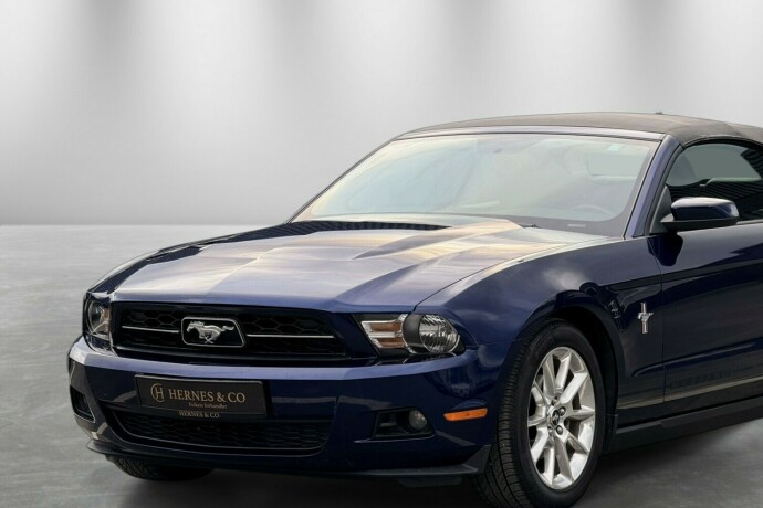 ford-mustang-bensin-2010-big-2