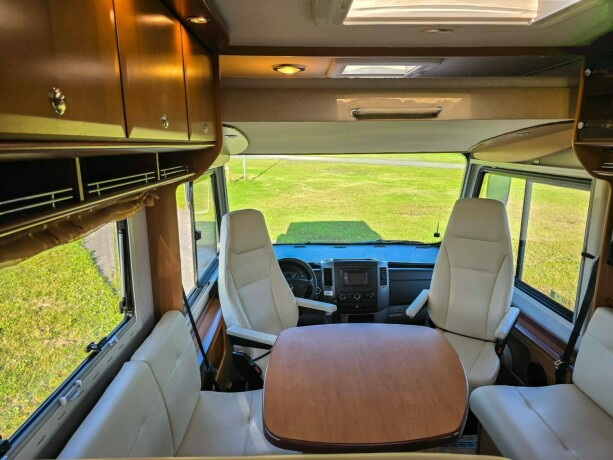 concorde-credo-i735h-diesel-2009-big-67
