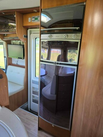 concorde-credo-i735h-diesel-2009-big-39