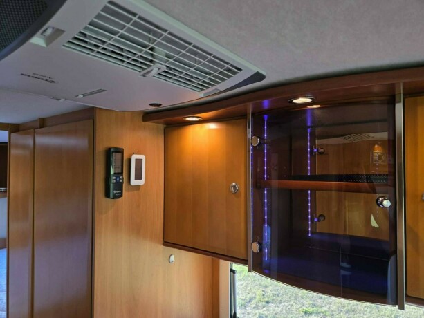 concorde-credo-i735h-diesel-2009-big-58