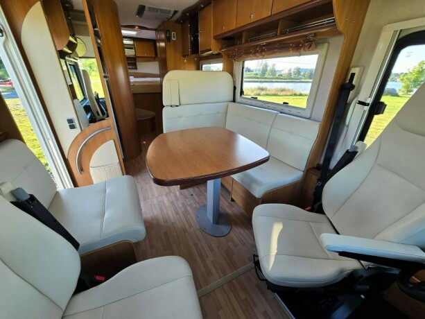 concorde-credo-i735h-diesel-2009-big-29