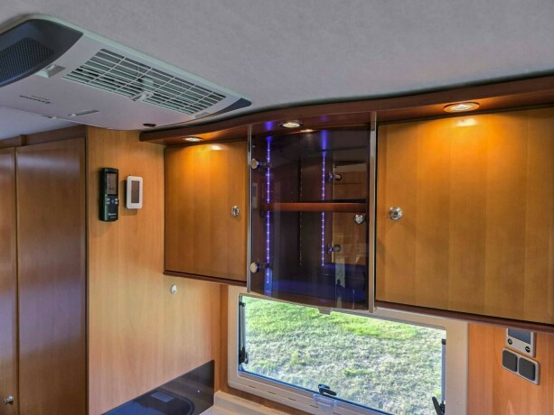 concorde-credo-i735h-diesel-2009-big-57