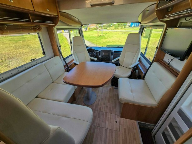 concorde-credo-i735h-diesel-2009-big-42
