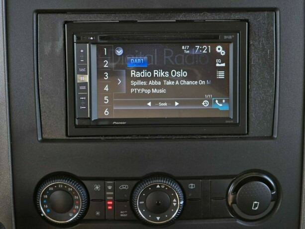 concorde-credo-i735h-diesel-2009-big-15