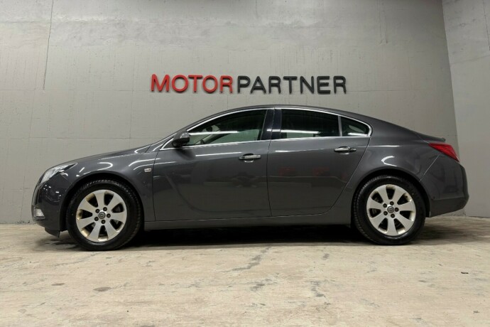 opel-insignia-diesel-2011-big-3