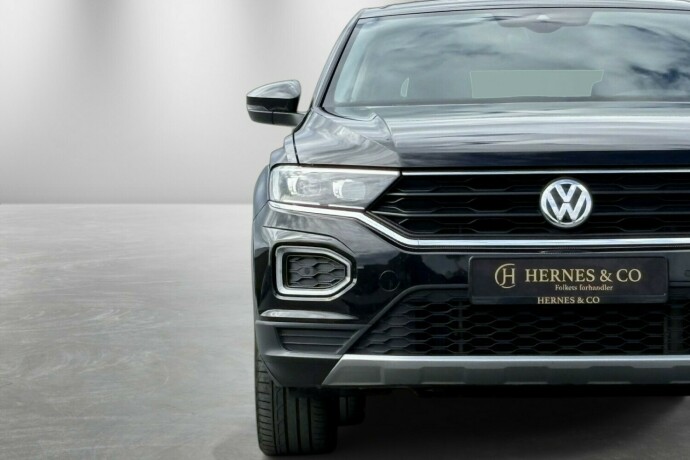 volkswagen-t-roc-bensin-2019-big-3