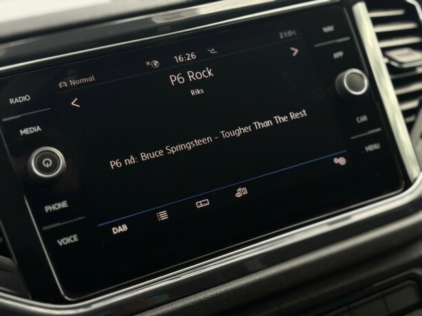 volkswagen-t-roc-bensin-2019-big-29