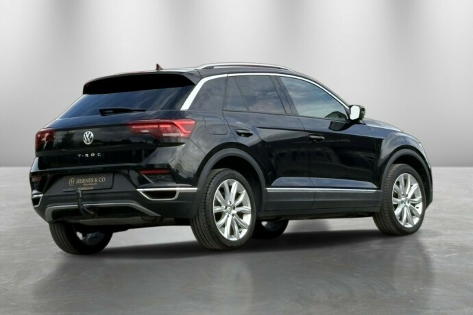 volkswagen-t-roc-bensin-2019-big-4
