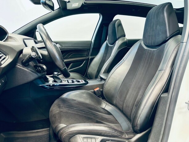peugeot-308-bensin-2015-big-12