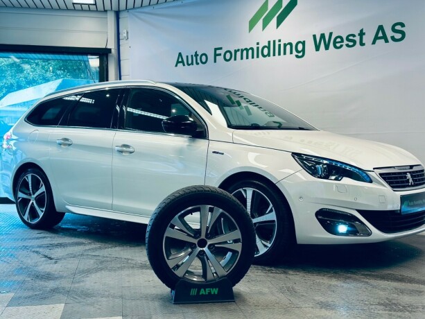 peugeot-308-bensin-2015-big-29