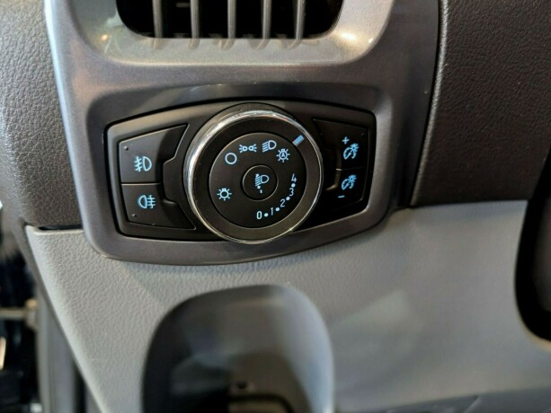 ford-transit-diesel-2014-big-23