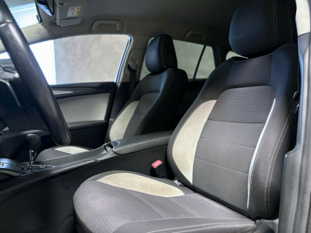 toyota-avensis-bensin-2015-big-3