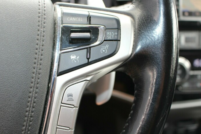 mitsubishi-outlander-elektrisitetbensin-2016-big-15