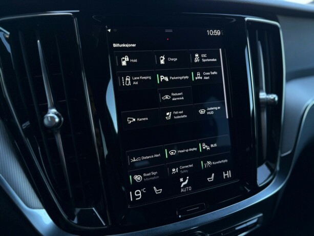 volvo-v60-elektrisitetbensin-2020-big-10