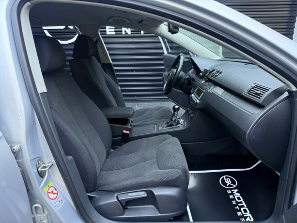 volkswagen-passat-diesel-2008-big-20