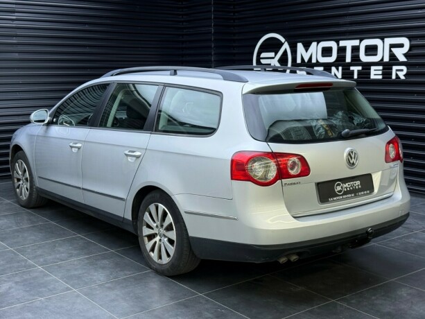 volkswagen-passat-diesel-2008-big-1