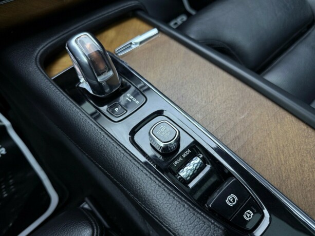 volvo-xc-90-elektrisitetbensin-2018-big-26