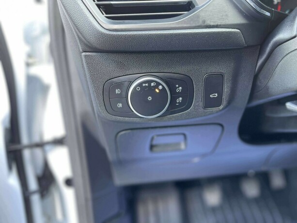 ford-focus-diesel-2019-big-26