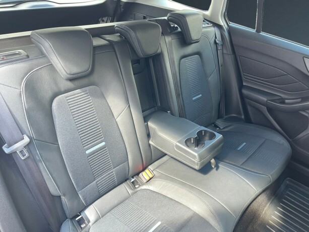 ford-focus-diesel-2019-big-12