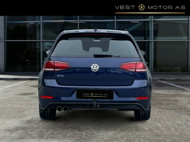 volkswagen-golf-elektrisitetbensin-2019-big-5