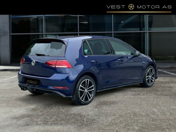 volkswagen-golf-elektrisitetbensin-2019-big-7