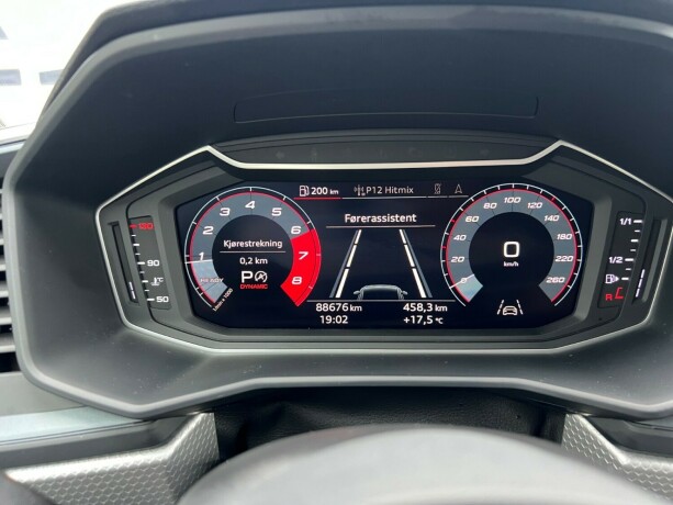 audi-a1-bensin-2019-big-35