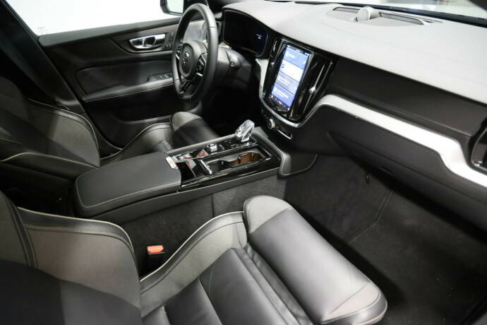 volvo-v60-elektrisitetbensin-2025-big-12