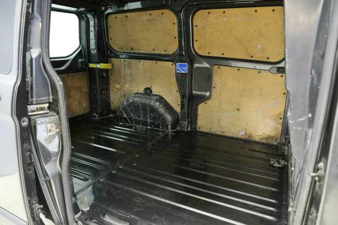 ford-transit-custom-diesel-2016-big-12