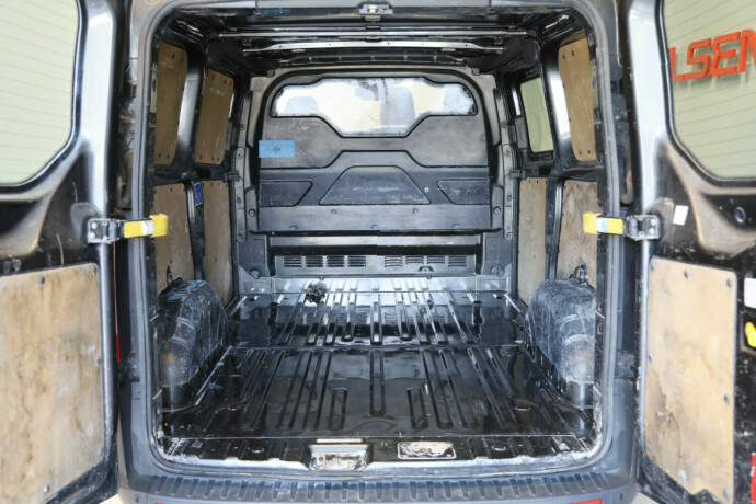 ford-transit-custom-diesel-2016-big-11