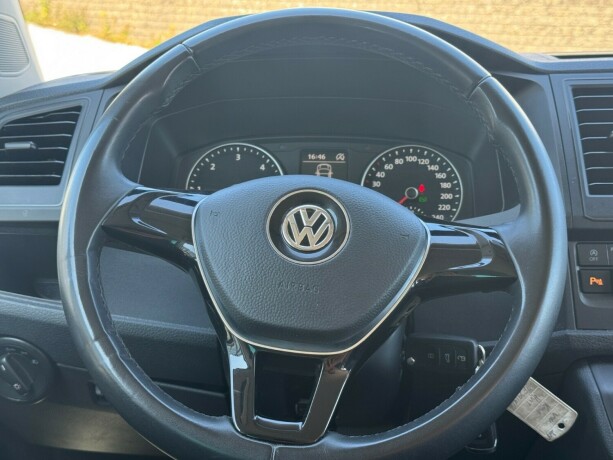 volkswagen-caravelle-diesel-2019-big-9