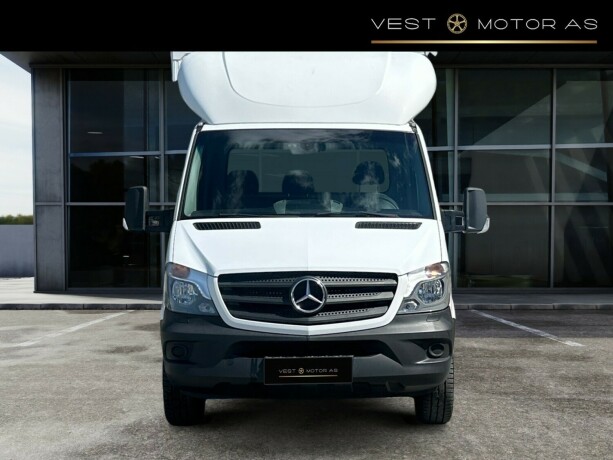 mercedes-benz-sprinter-diesel-2017-big-1