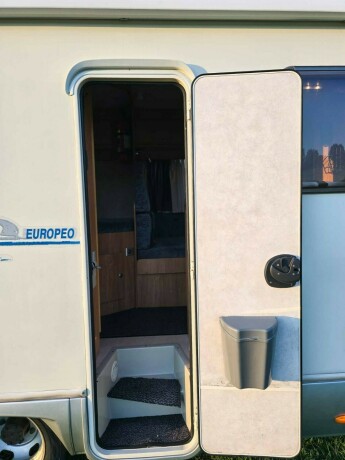 rimor-europeo-ng-101p-diesel-2004-big-6