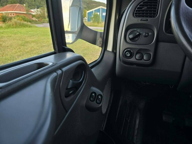 rimor-europeo-ng-101p-diesel-2004-big-37