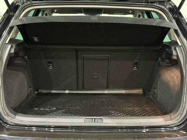 volkswagen-golf-bensin-2014-big-11
