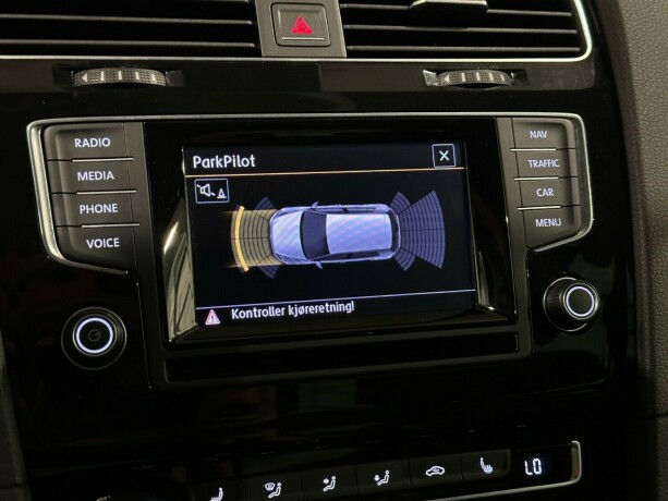 volkswagen-golf-bensin-2014-big-18