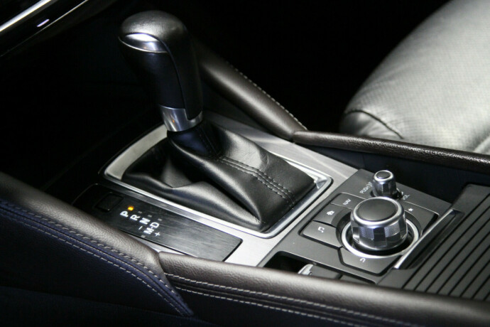 mazda-6-diesel-2015-big-12