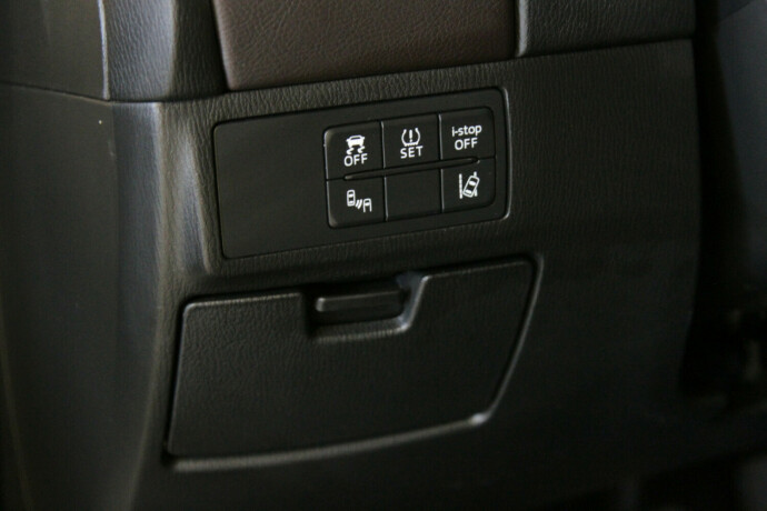mazda-6-diesel-2015-big-16