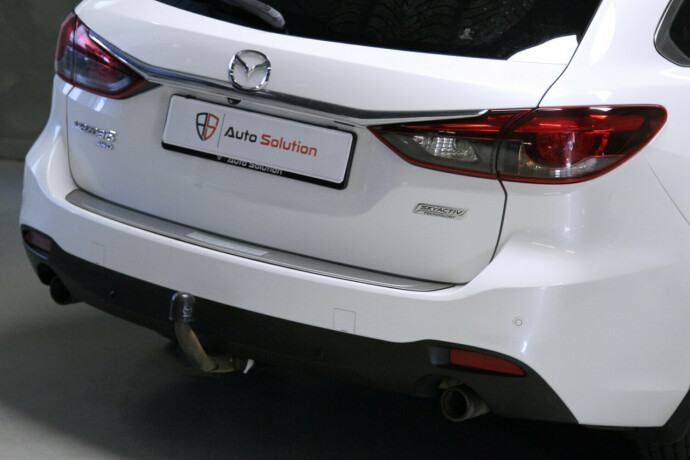 mazda-6-diesel-2015-big-27