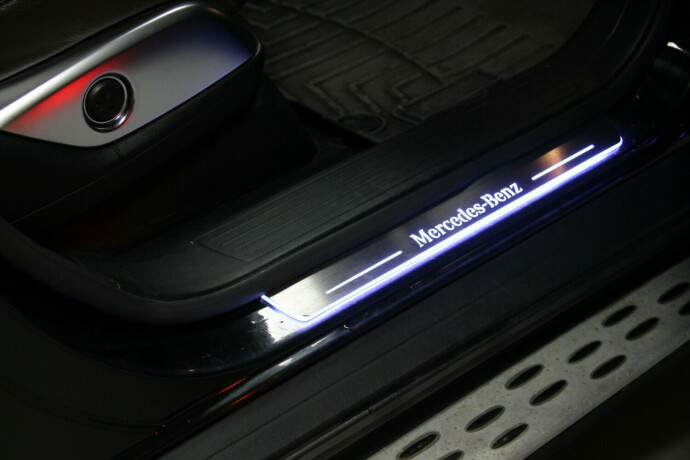 mercedes-benz-gl-diesel-2013-big-8