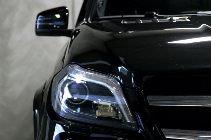 mercedes-benz-gl-diesel-2013-big-33