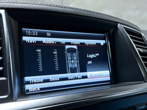 mercedes-benz-gl-diesel-2013-big-17
