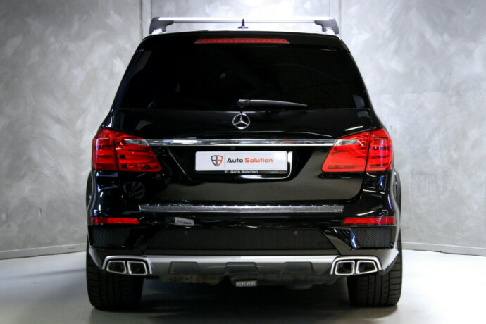 mercedes-benz-gl-diesel-2013-big-34