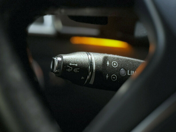 mercedes-benz-gl-diesel-2013-big-22