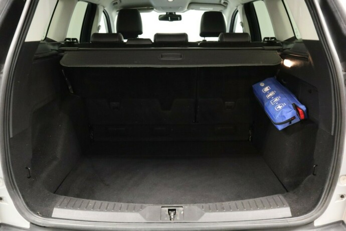 ford-kuga-diesel-2014-big-38