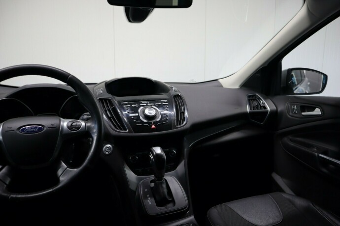 ford-kuga-diesel-2014-big-21